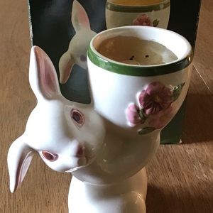 Vintage  Avon “Sunny Bunny” Ceramic Candle